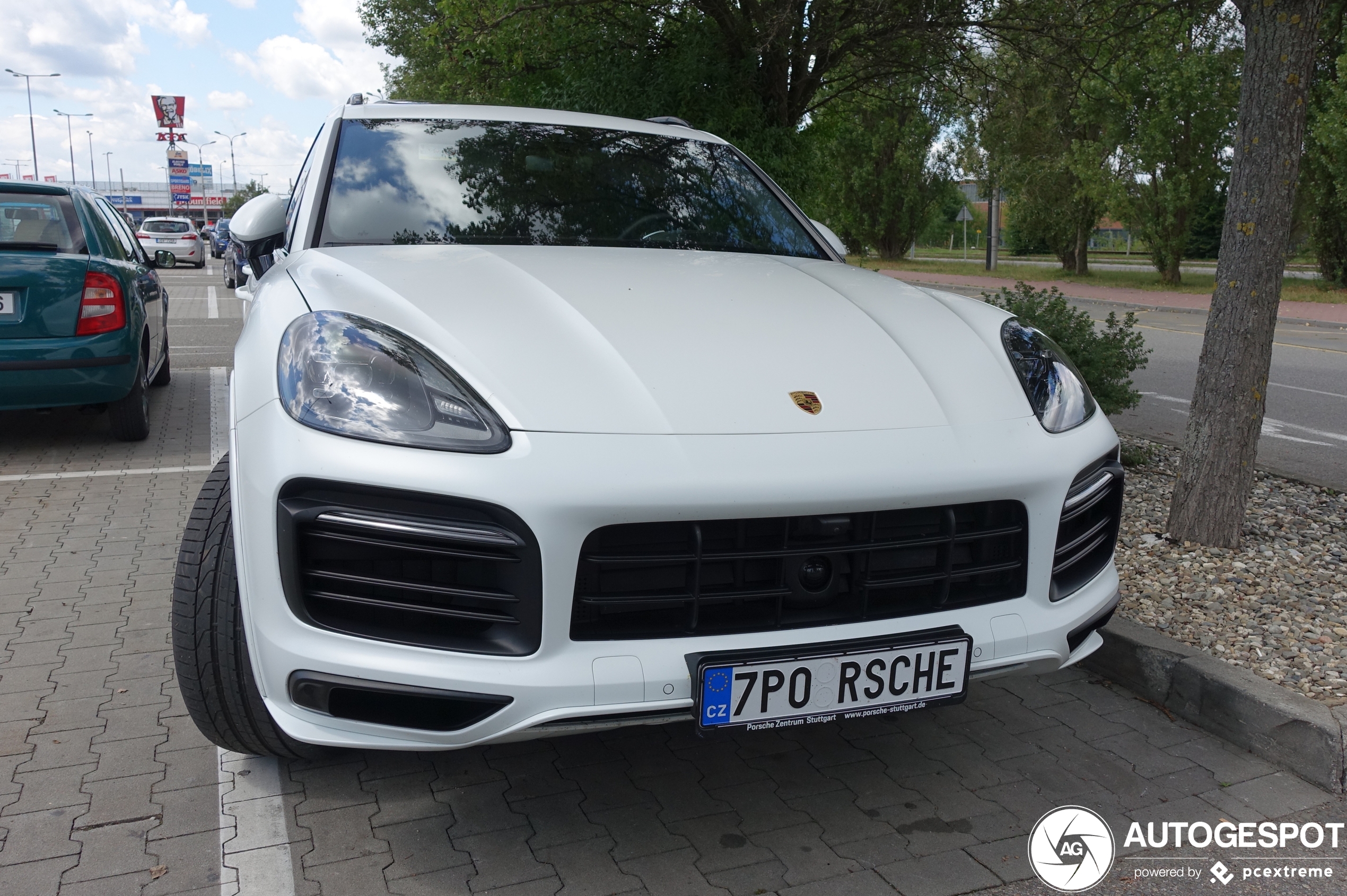 Porsche 9YA Cayenne GTS