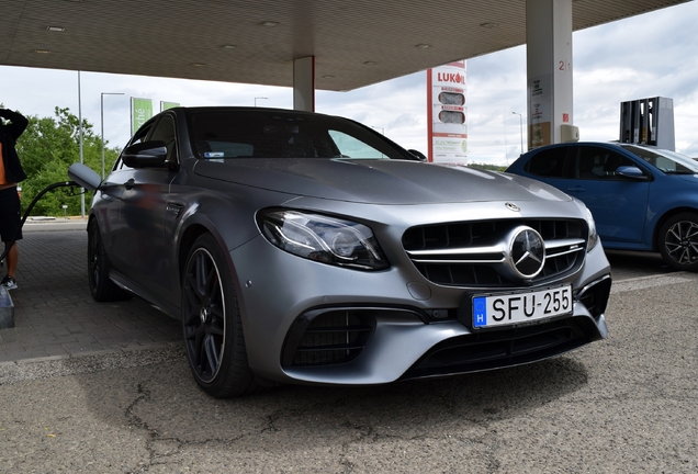 Mercedes-AMG E 63 S W213