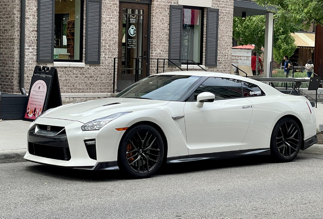 Nissan GT-R 2017