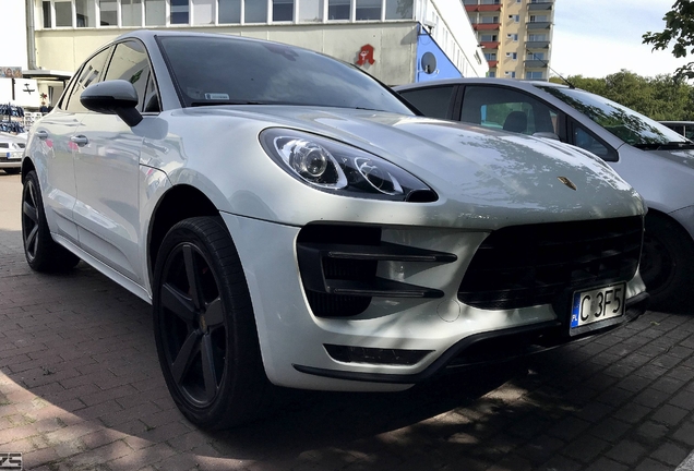 Porsche 95B Macan Turbo