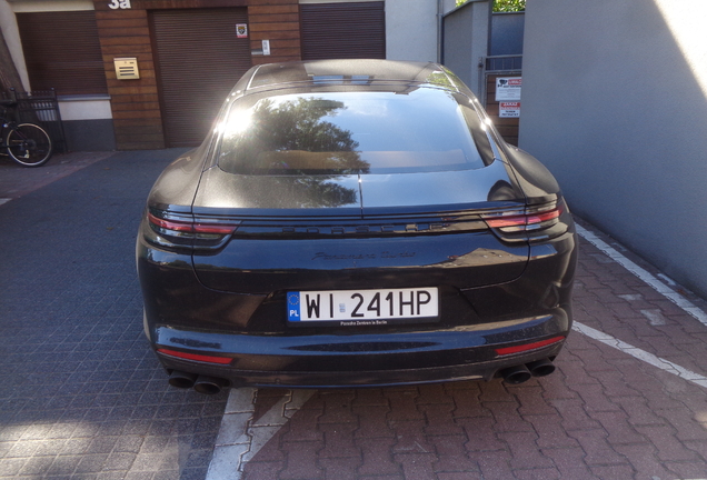 Porsche 971 Panamera Turbo