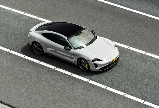 Porsche Taycan Turbo S