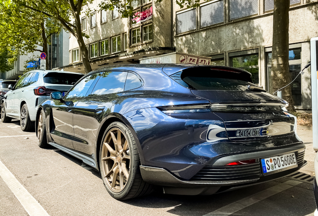 Porsche Taycan Turbo S Sport Turismo