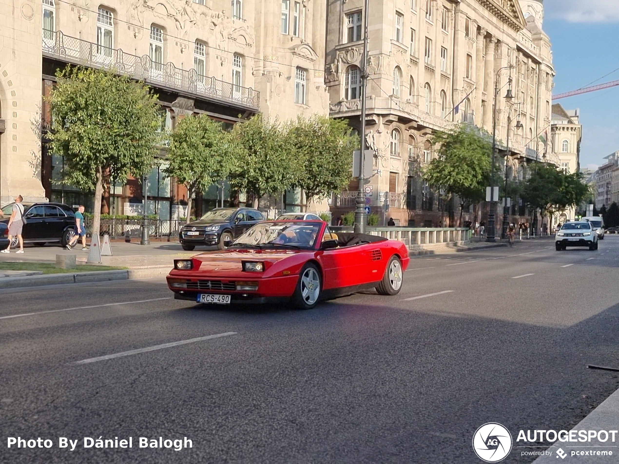 Ferrari Mondial T Cabriolet