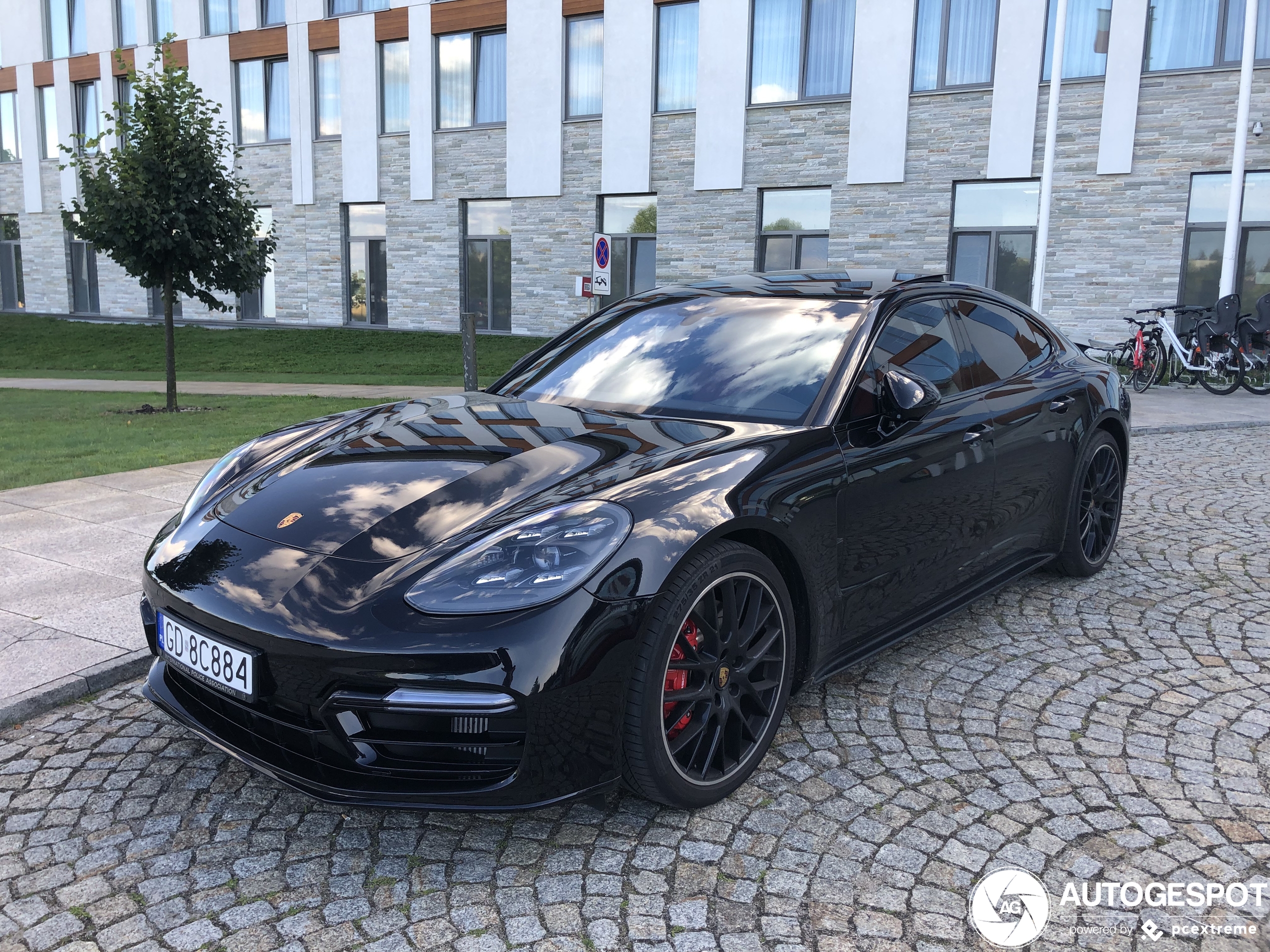 Porsche 971 Panamera GTS MkII