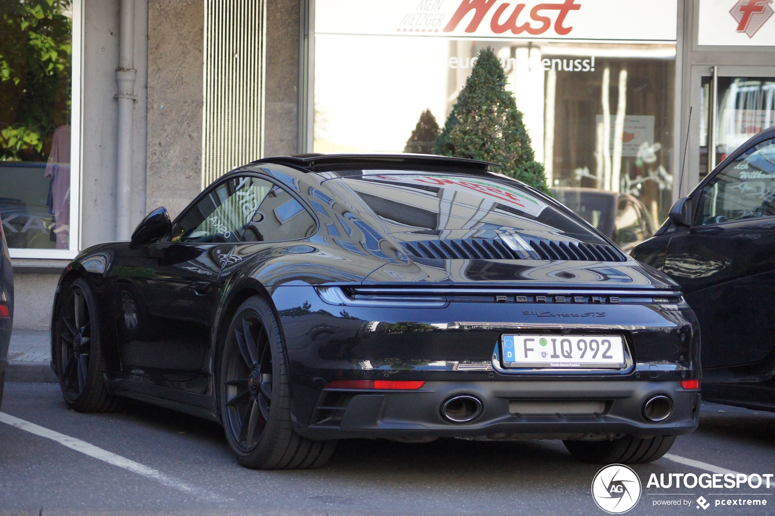 Porsche 992 Carrera GTS