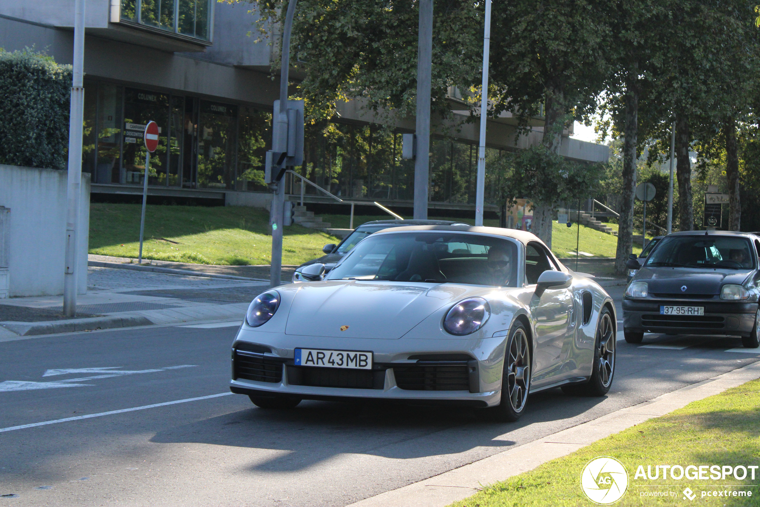 Porsche 992 Turbo S Cabriolet