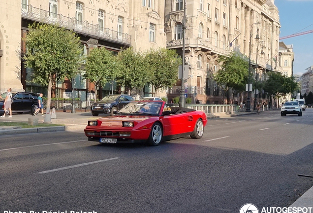 Ferrari Mondial T Cabriolet