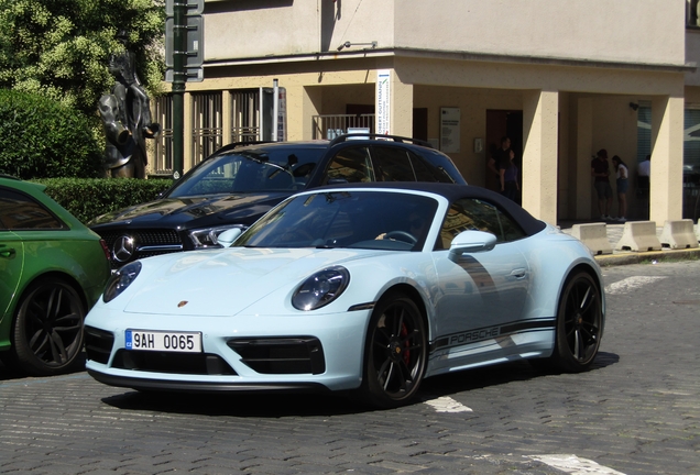 Porsche 992 Carrera 4 GTS Cabriolet