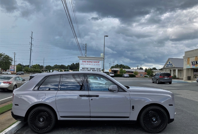 Rolls-Royce Cullinan Black Badge