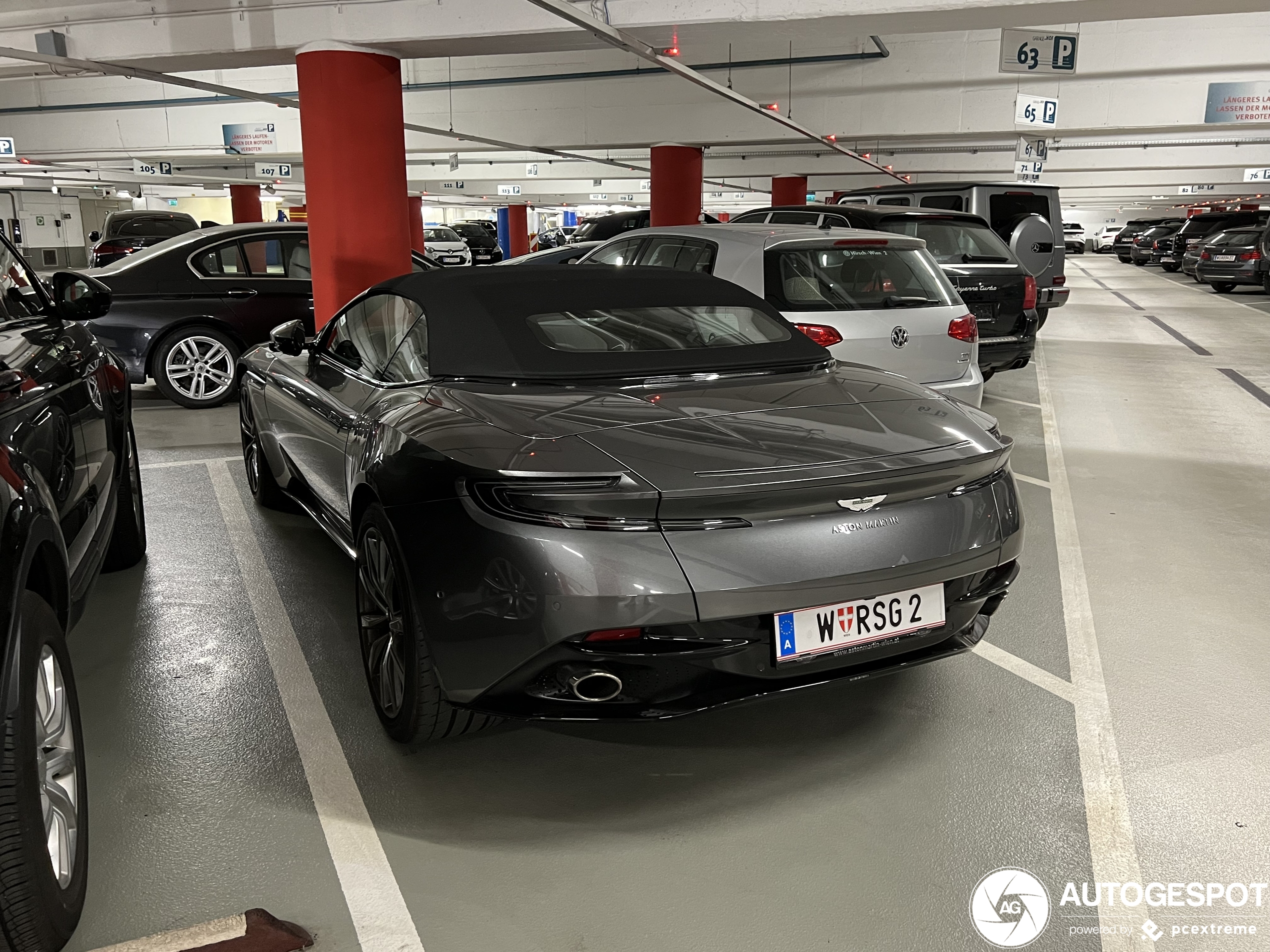 Aston Martin DB11 V8 Volante