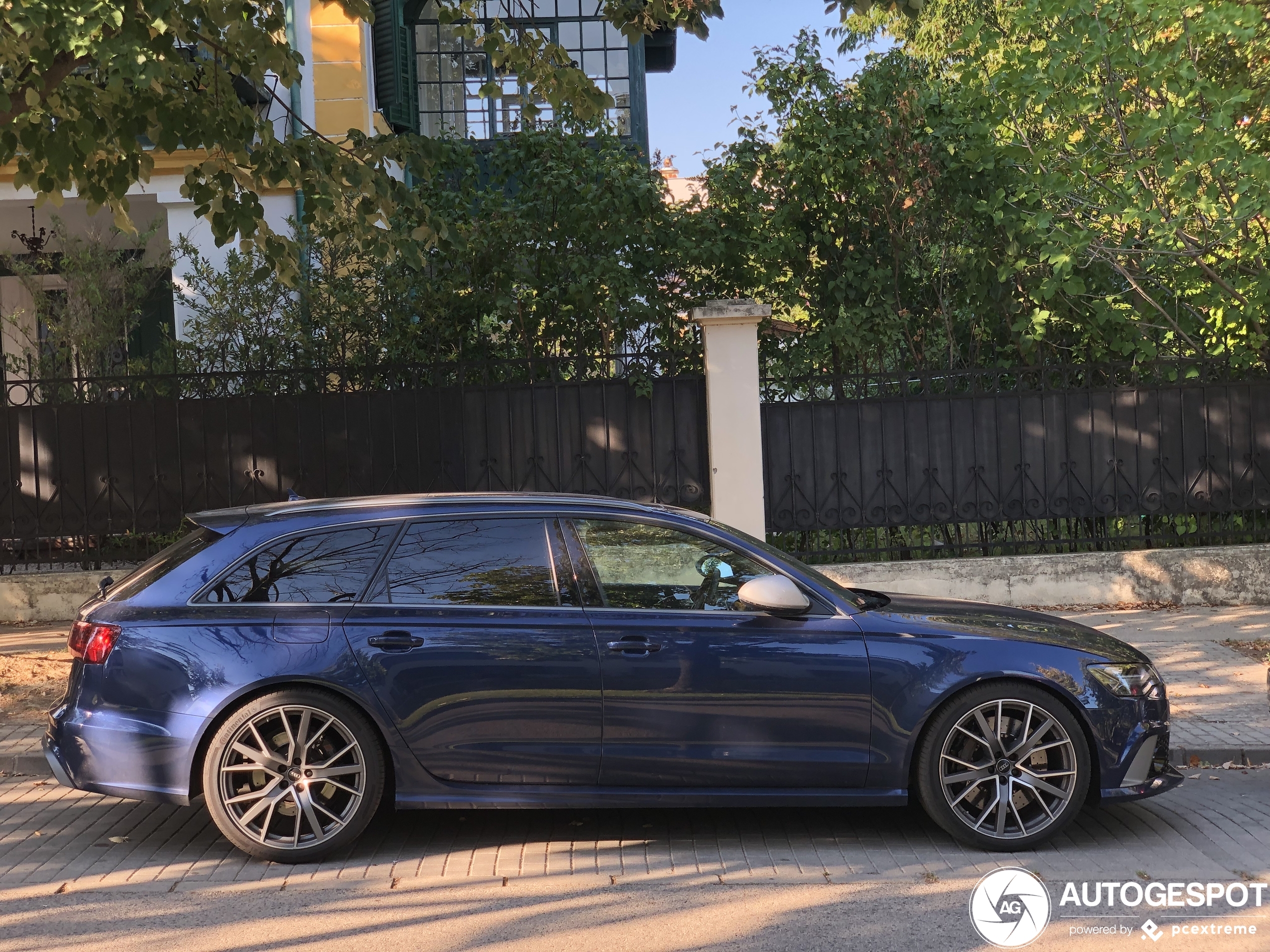 Audi RS6 Avant C7 2015