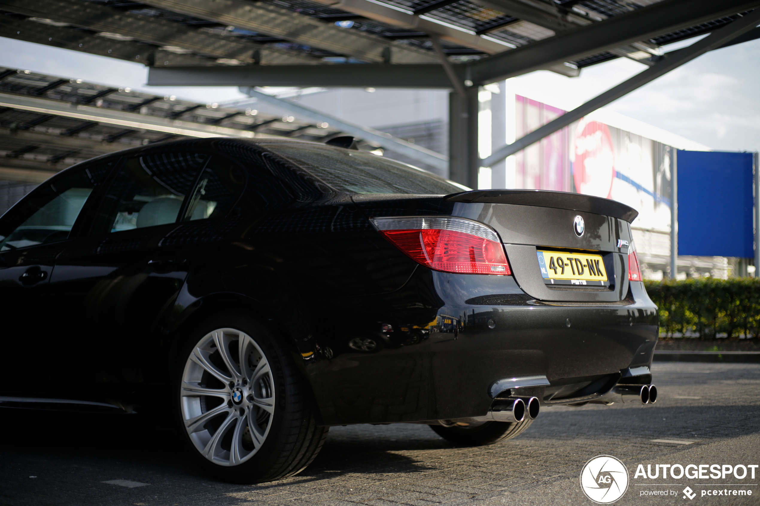 BMW M5 E60 2005