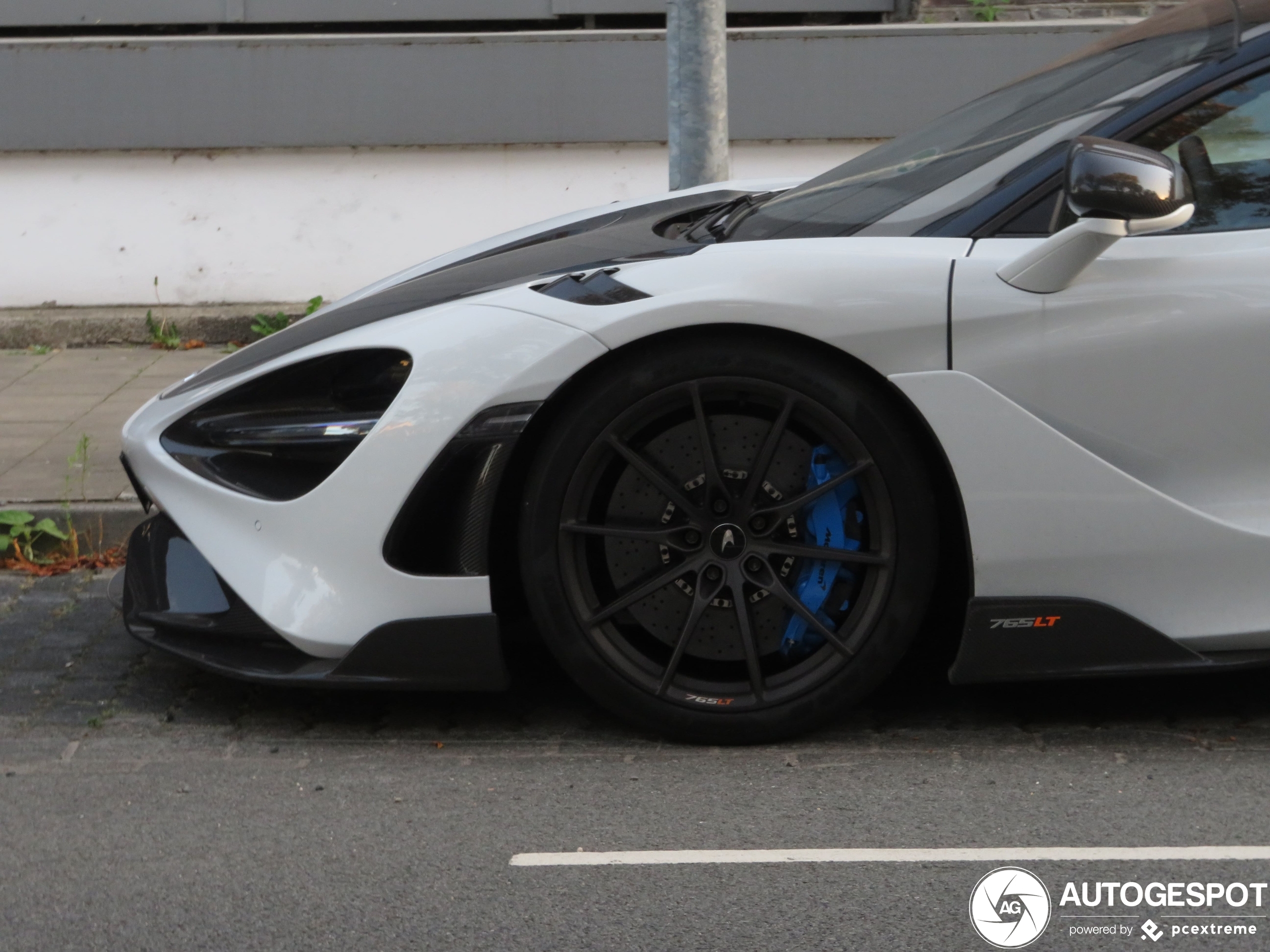 McLaren 765LT Spider