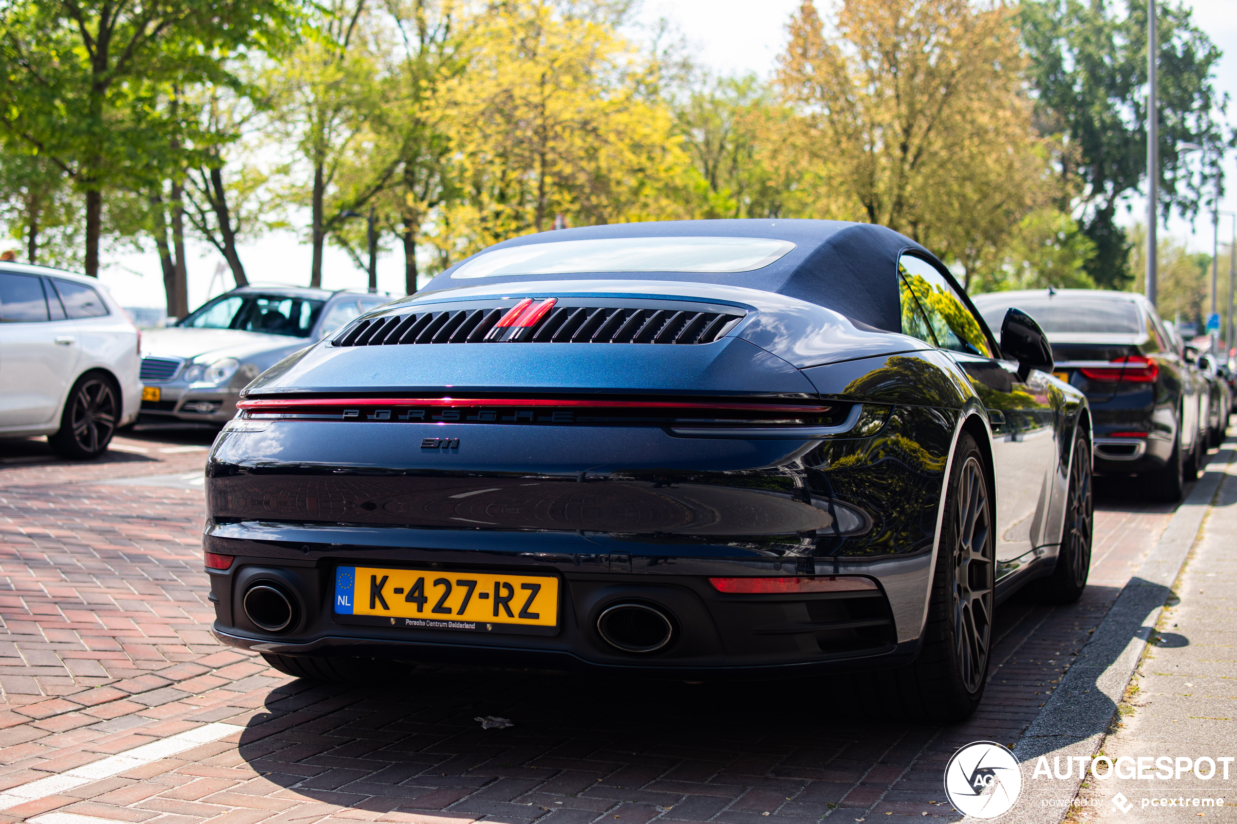 Porsche 992 Carrera 4S Cabriolet