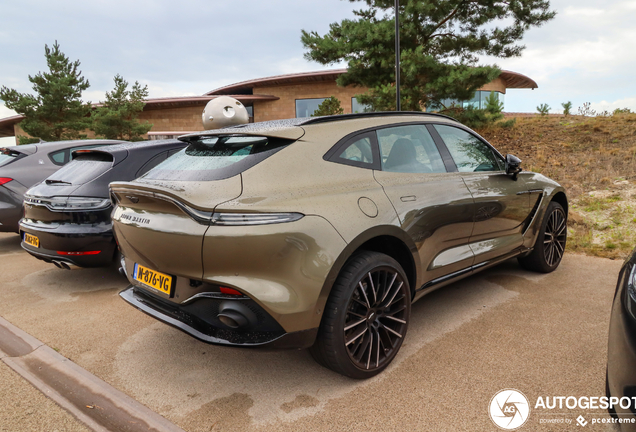 Aston Martin DBX