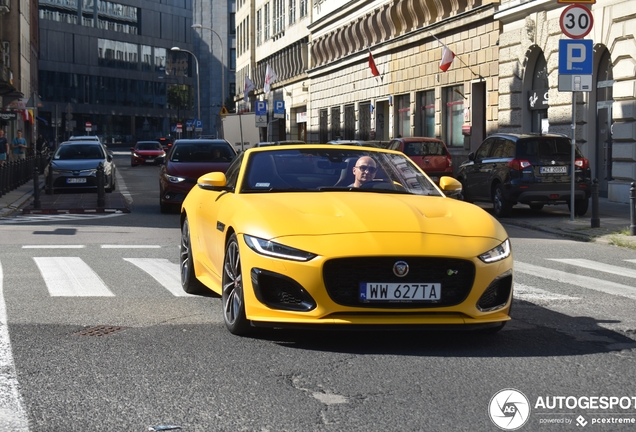 Jaguar F-TYPE R Convertible 2020