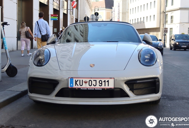 Porsche 992 Targa 4S