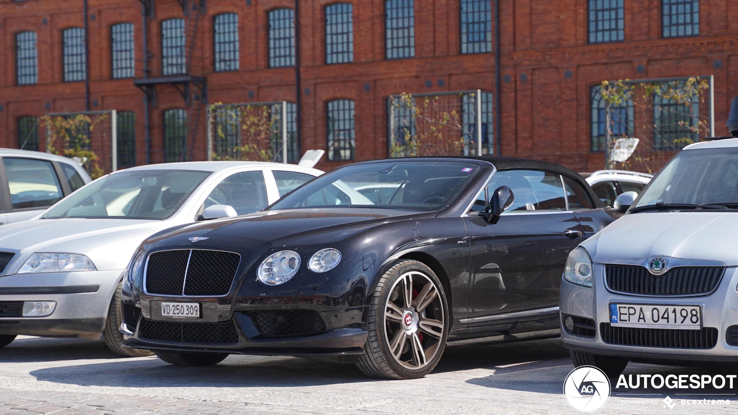 Bentley Continental GTC V8 S