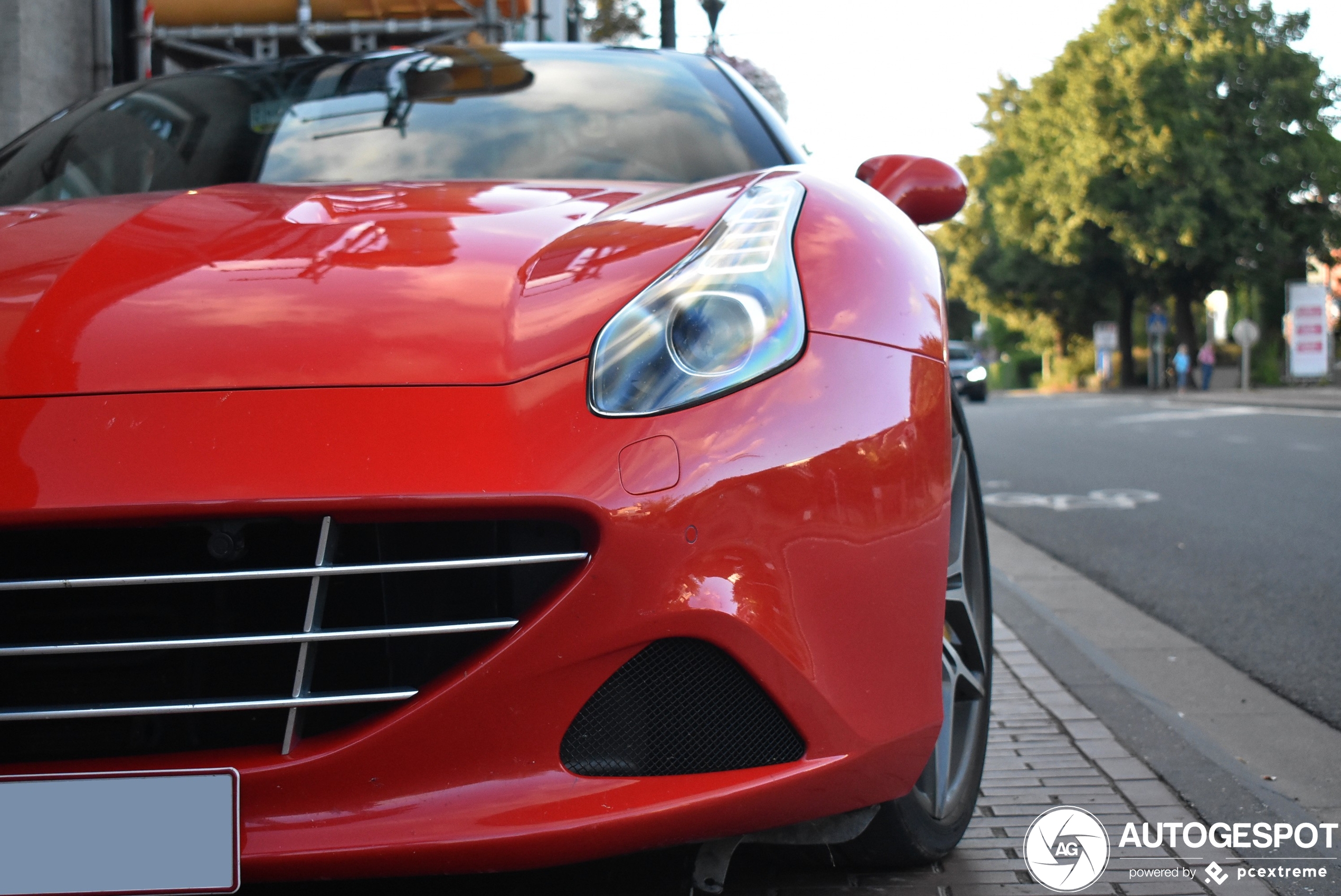 Ferrari California T