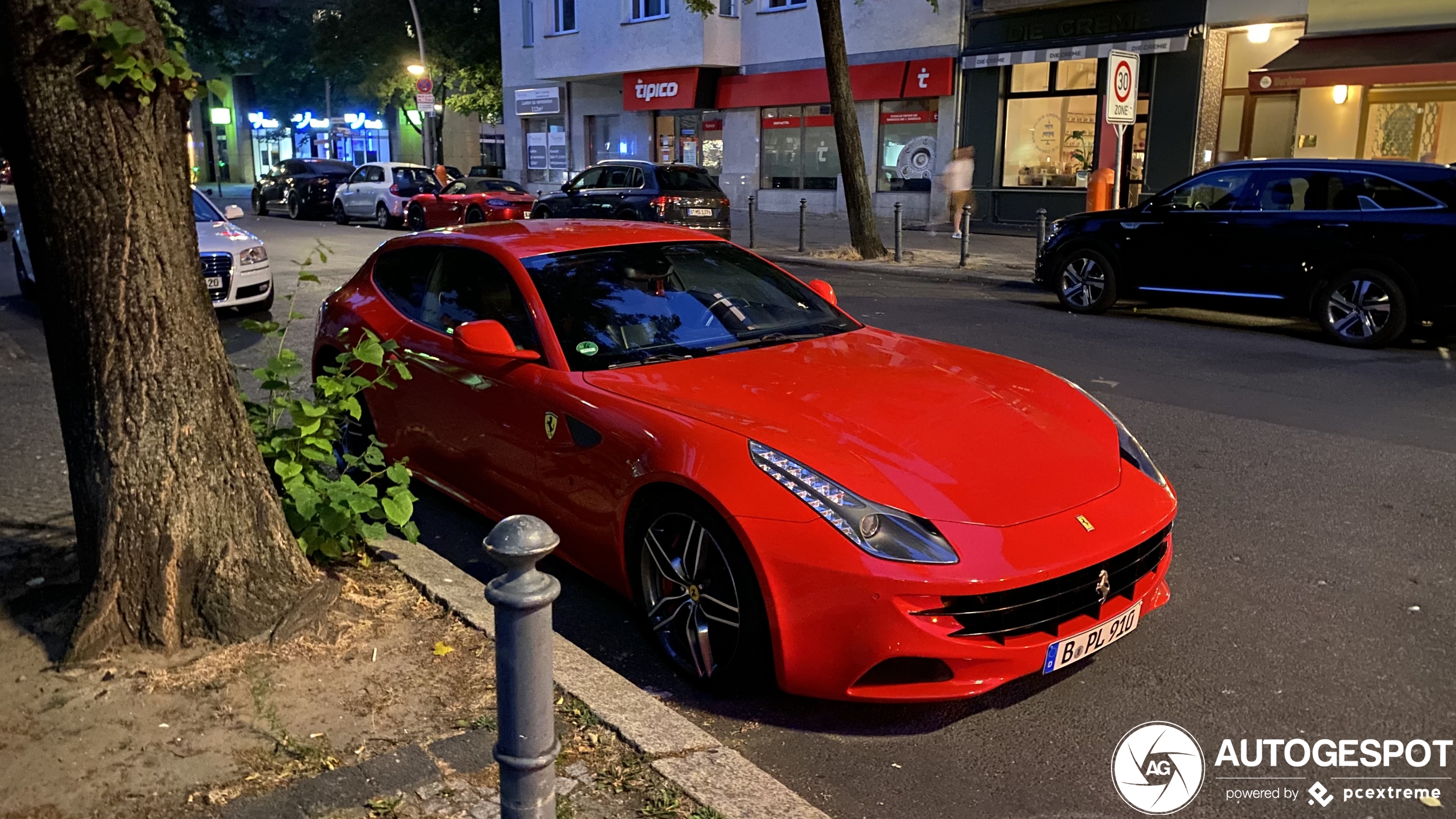 Ferrari FF