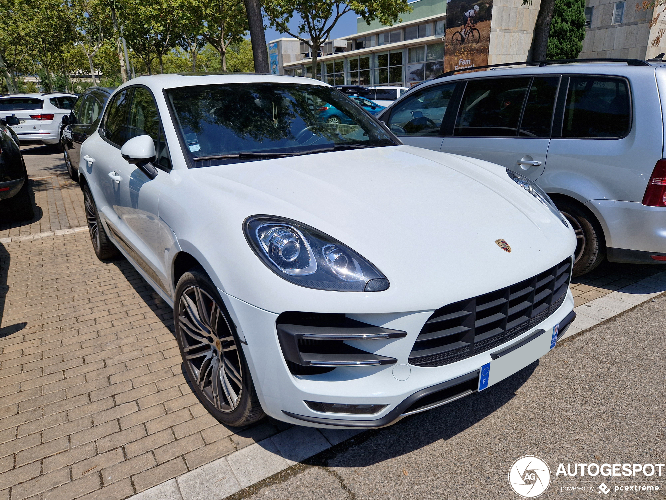 Porsche 95B Macan Turbo