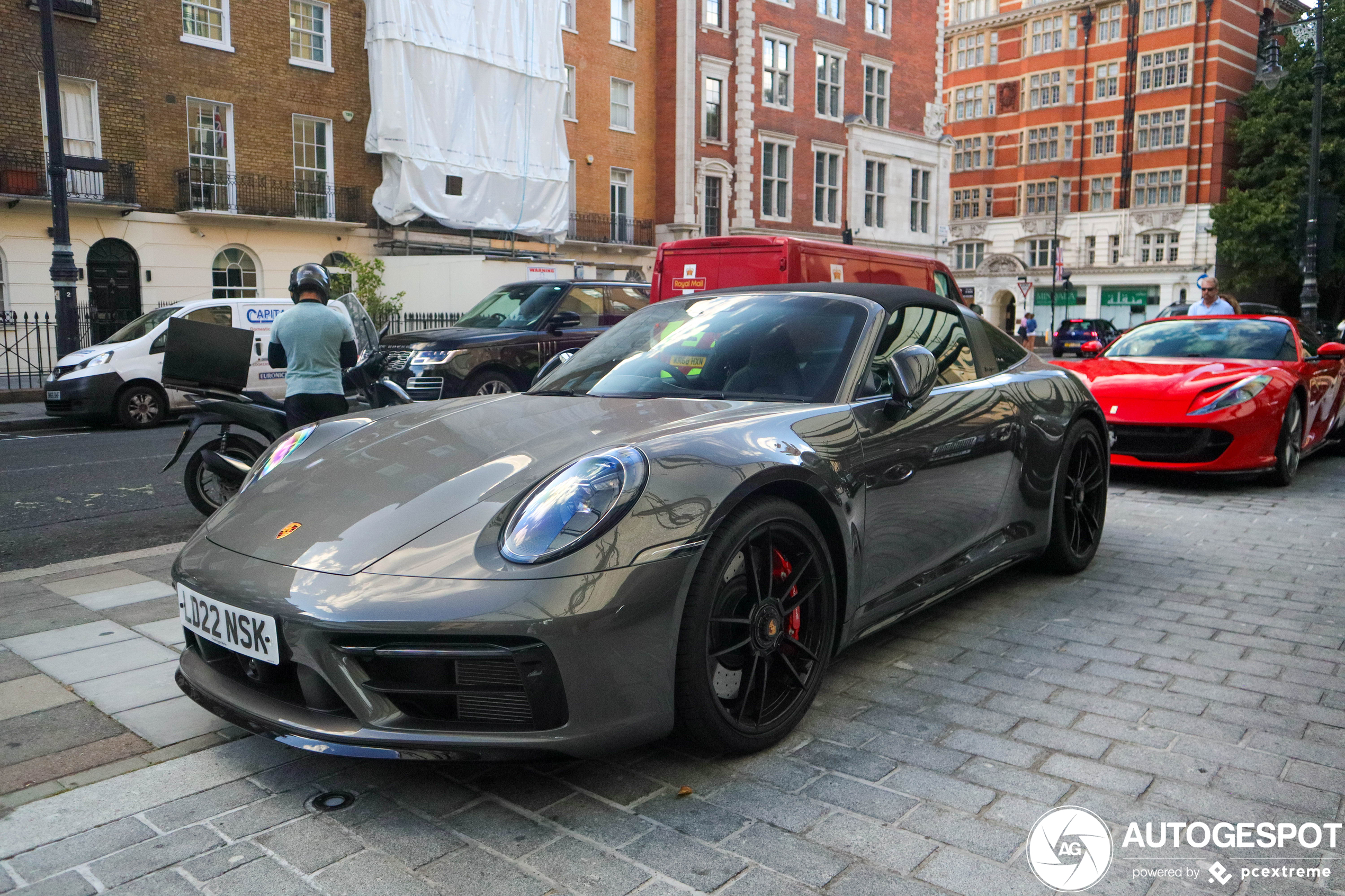 Porsche 992 Targa 4 GTS