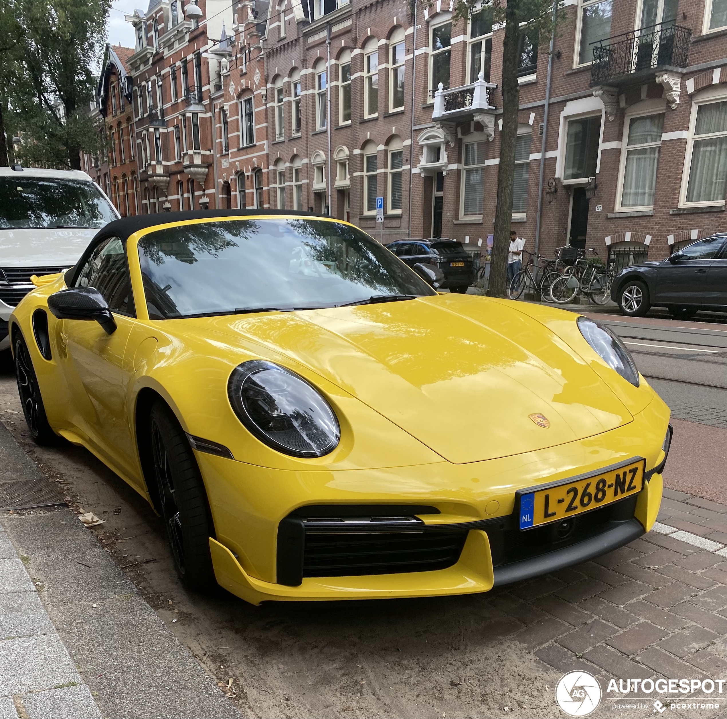 Porsche 992 Turbo S Cabriolet