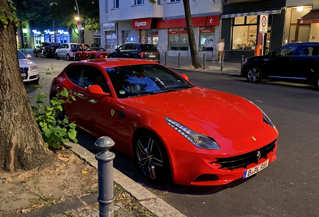 Ferrari FF