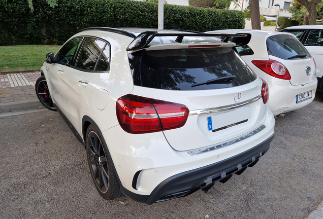 Mercedes-AMG GLA 45 X156 2017