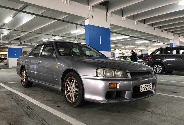 Nissan Skyline R34 Sedan