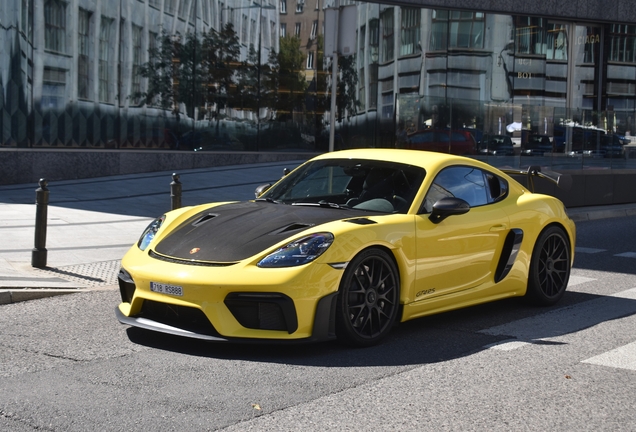 Porsche 718 Cayman GT4 RS Weissach Package