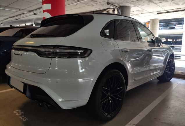 Porsche 95B Macan GTS MkIII