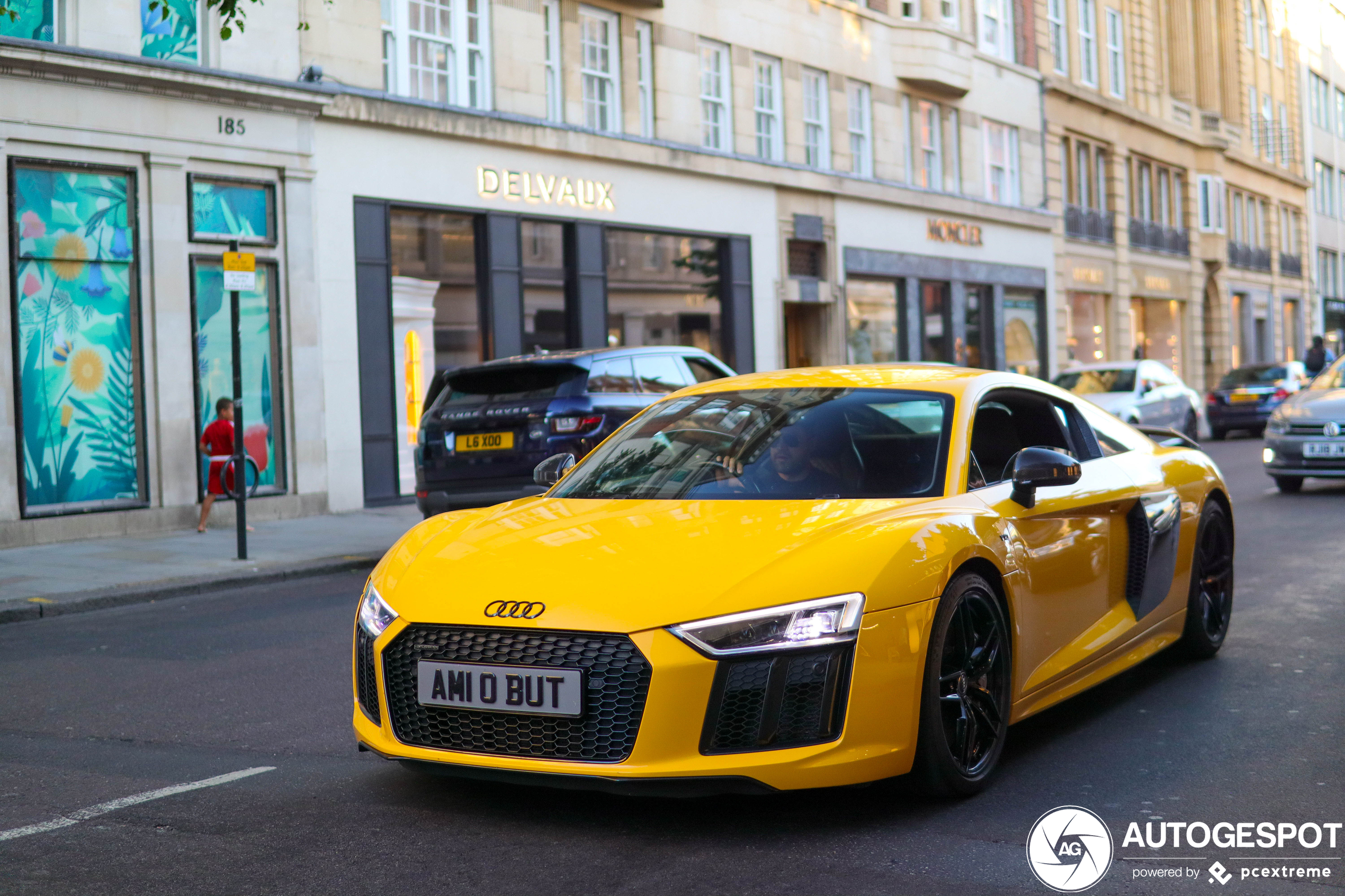 Audi R8 V10 Plus 2015