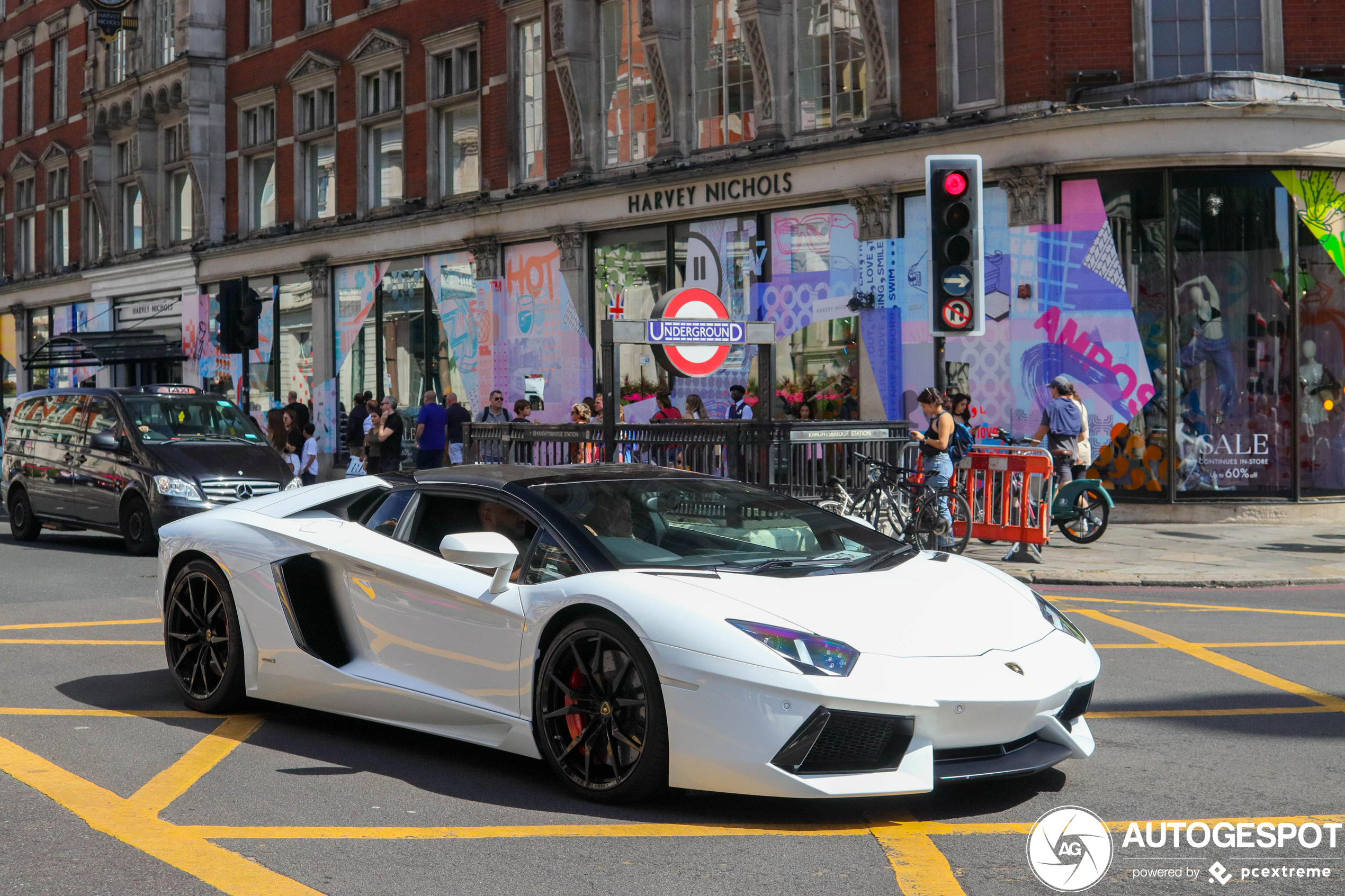 Lamborghini Aventador LP700-4 Roadster