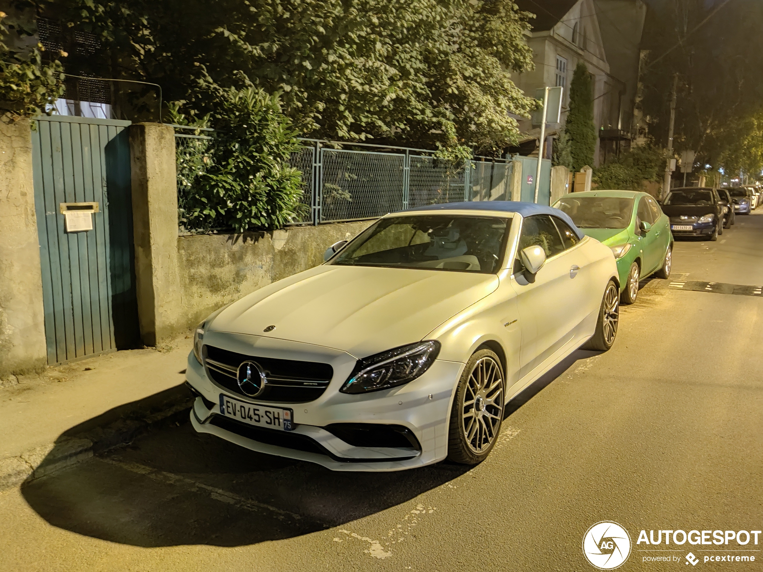 Mercedes-AMG C 63 S Convertible A205 Ocean Blue Edition