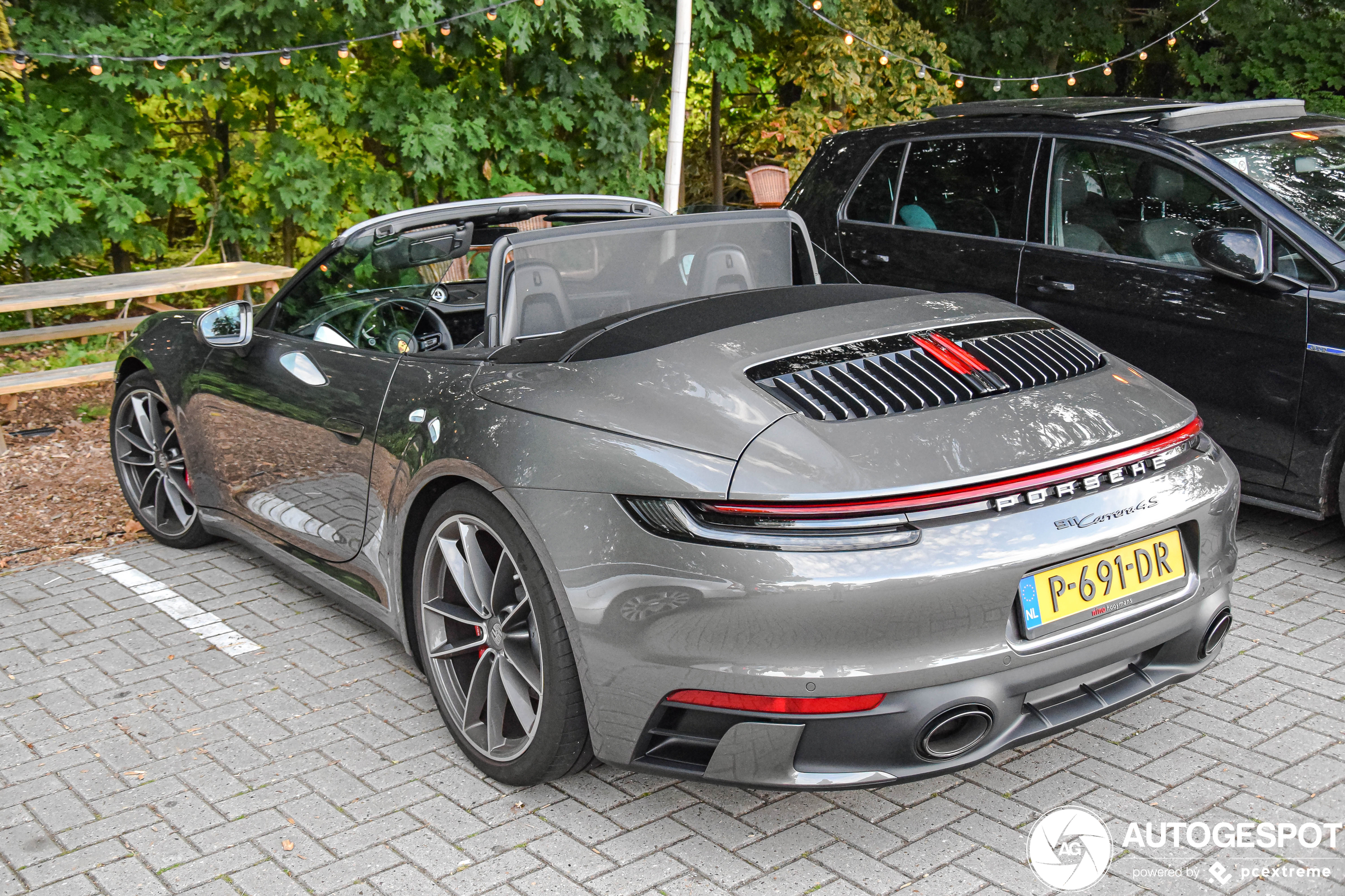 Porsche 992 Carrera 4S Cabriolet