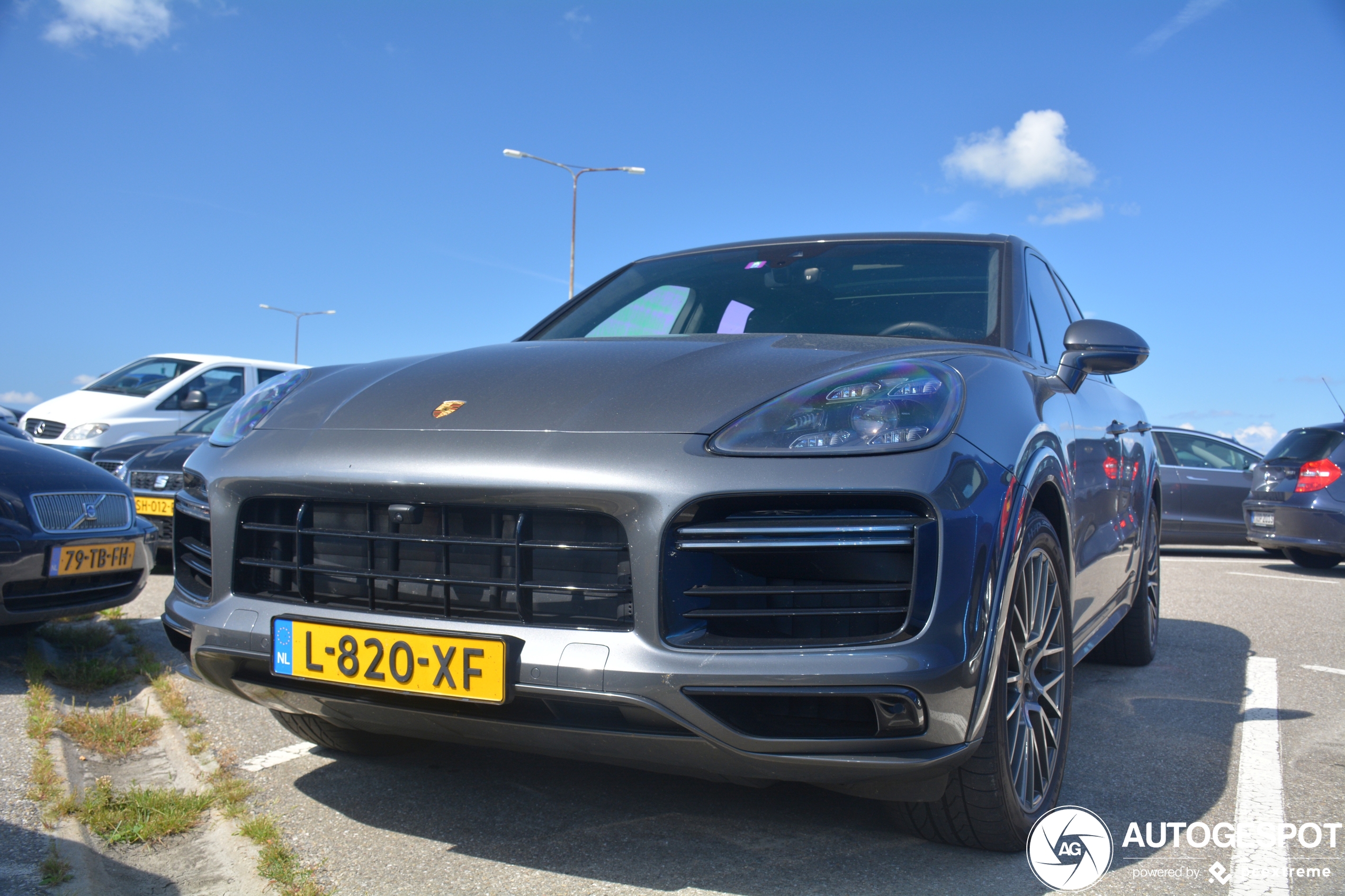 Porsche Cayenne Turbo S E-Hybrid