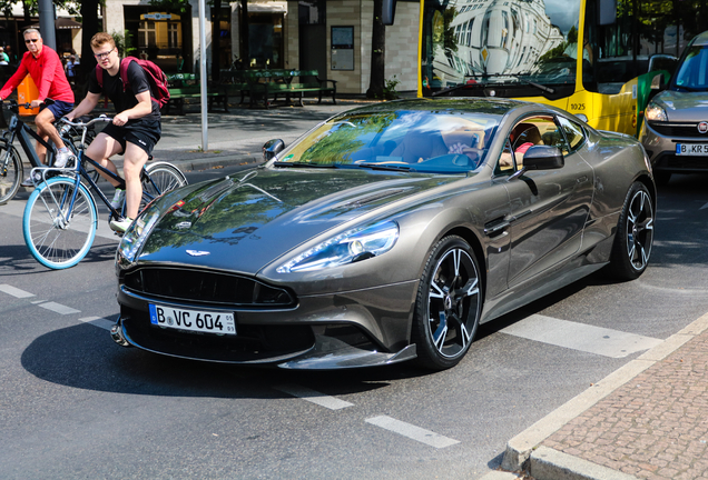 Aston Martin Vanquish S 2017