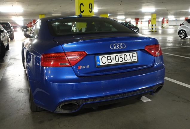 Audi RS5 B8 2012