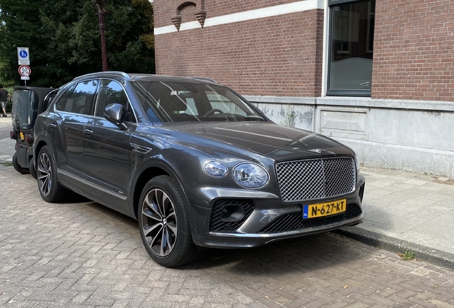 Bentley Bentayga Hybrid 2021