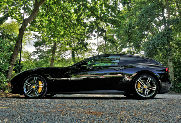 Ferrari GTC4Lusso