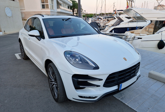 Porsche 95B Macan Turbo