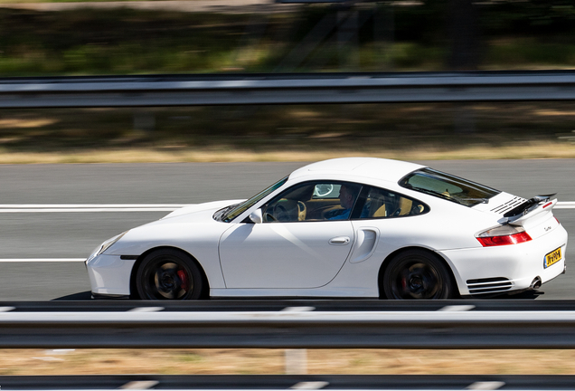 Porsche 996 Turbo