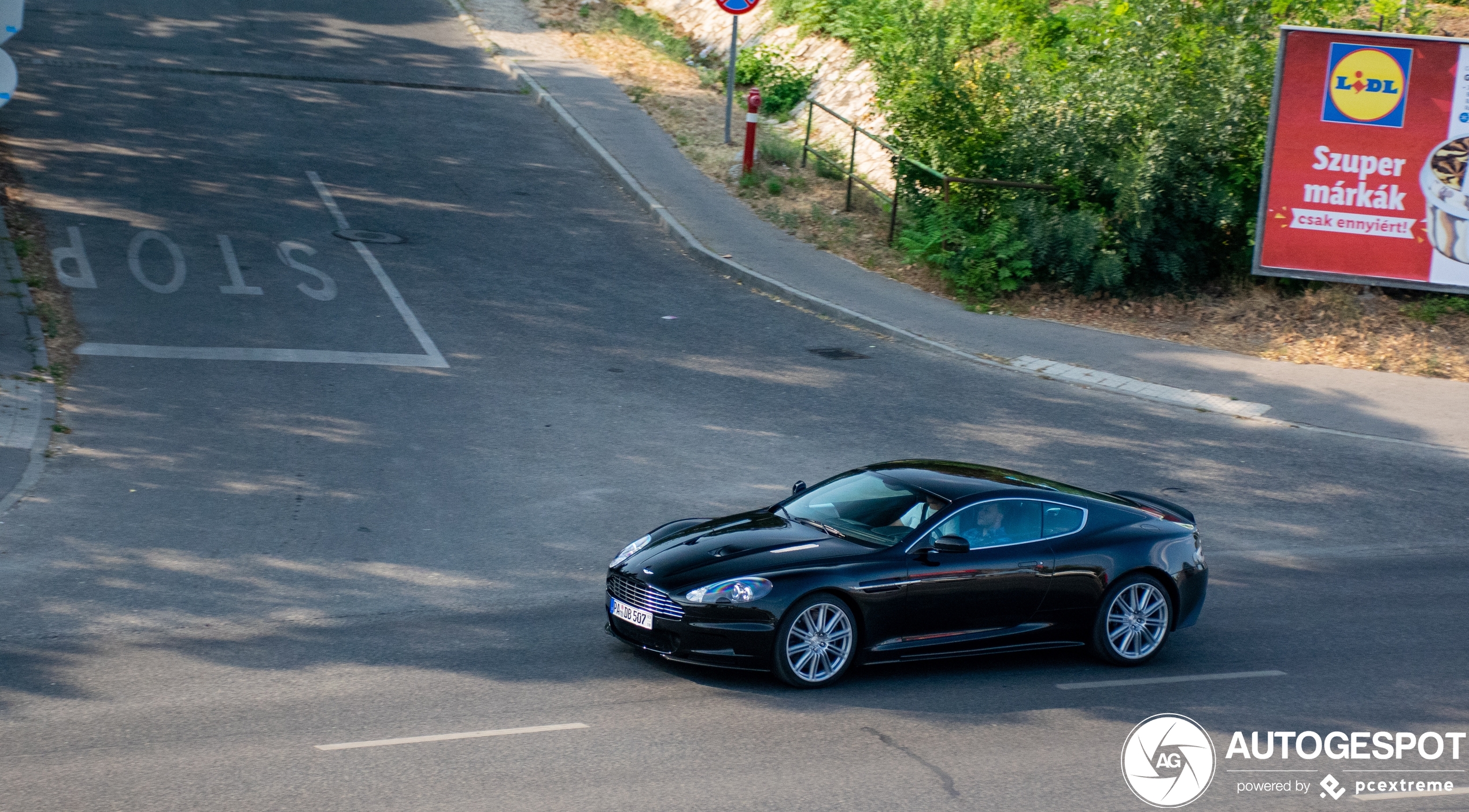 Aston Martin DBS