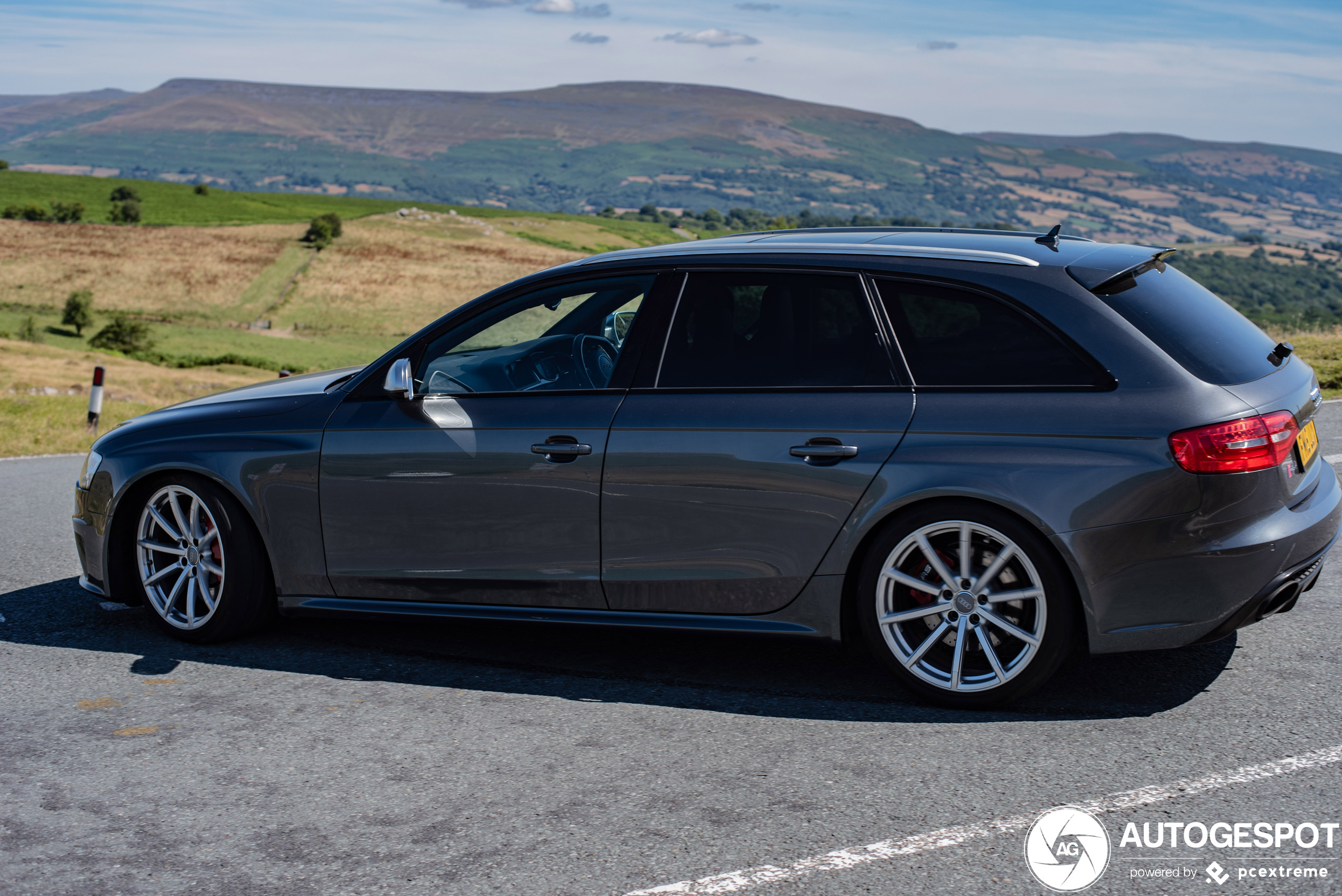 Audi RS4 Avant B8