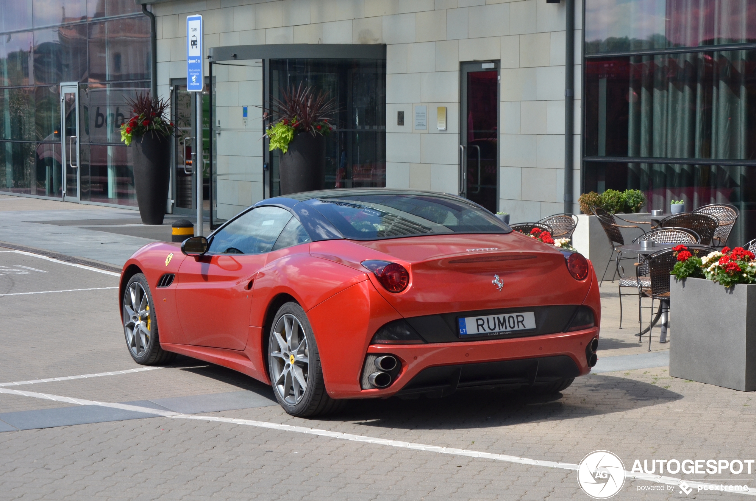 Ferrari California