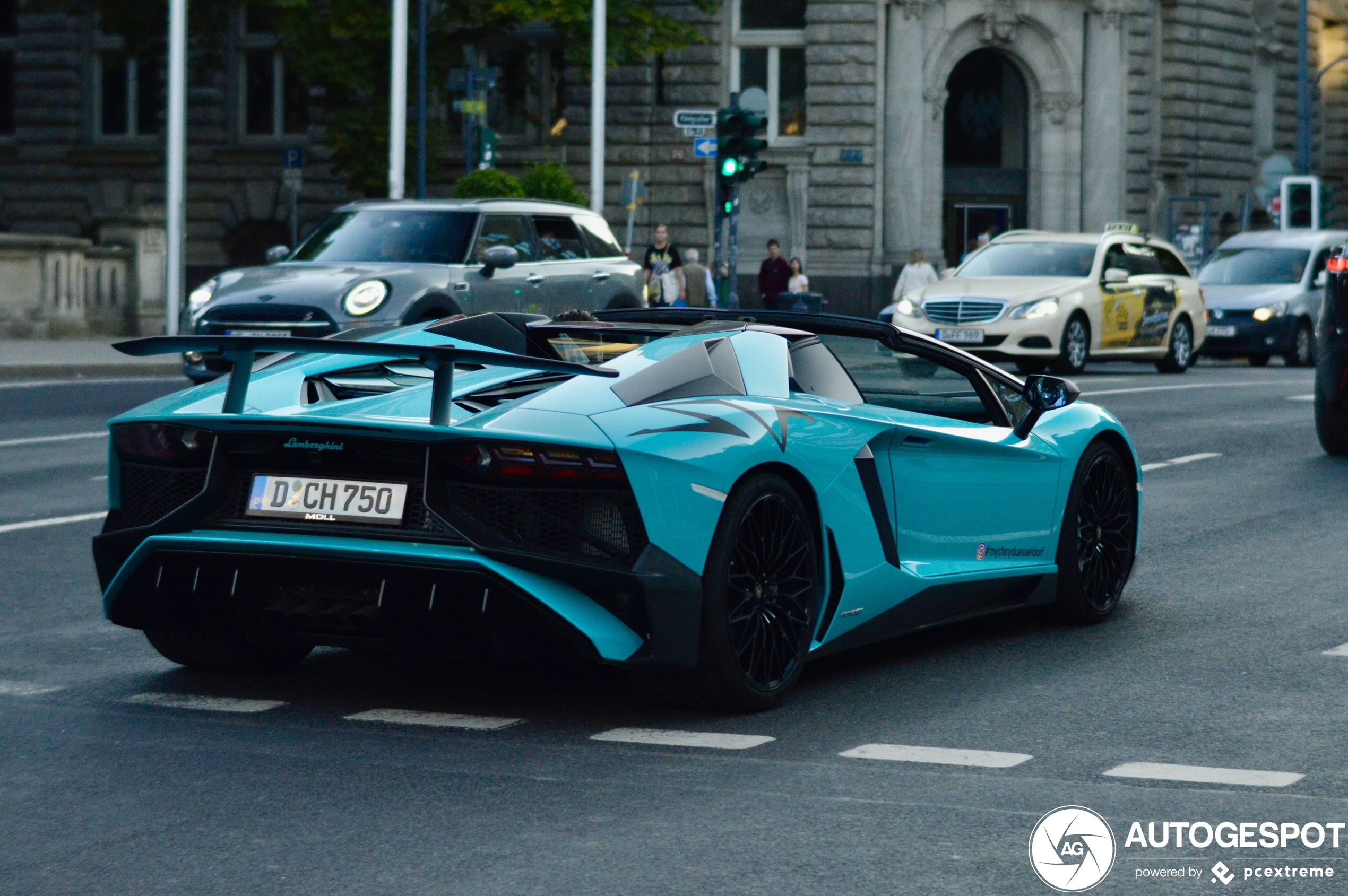 Lamborghini Aventador LP750-4 SuperVeloce Roadster