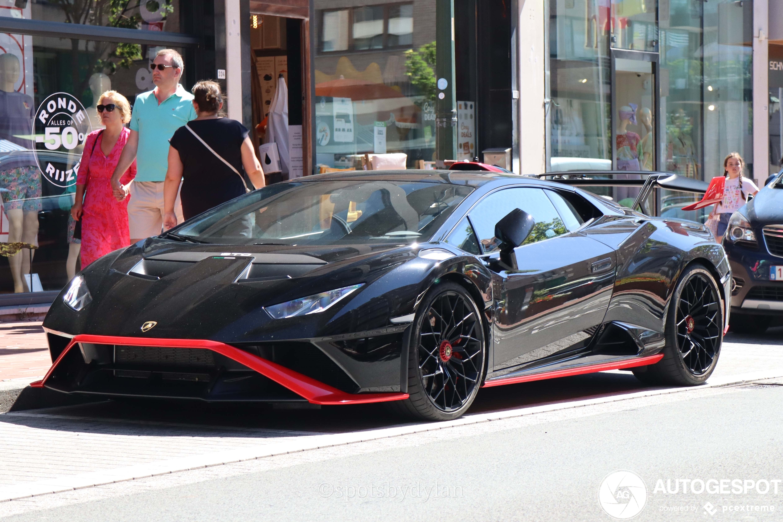 Lamborghini Huracán LP640-2 STO