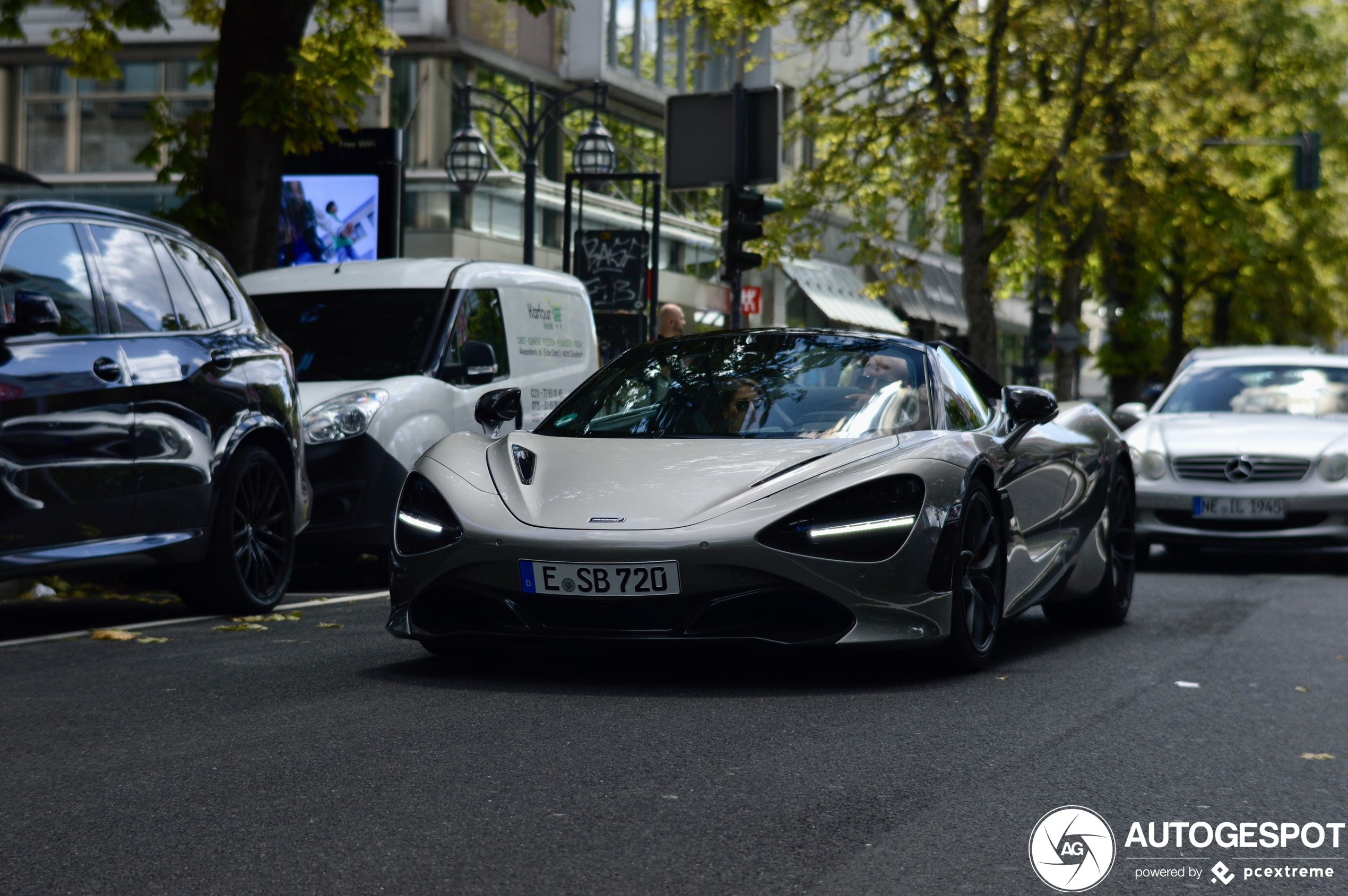 McLaren 720S Spider